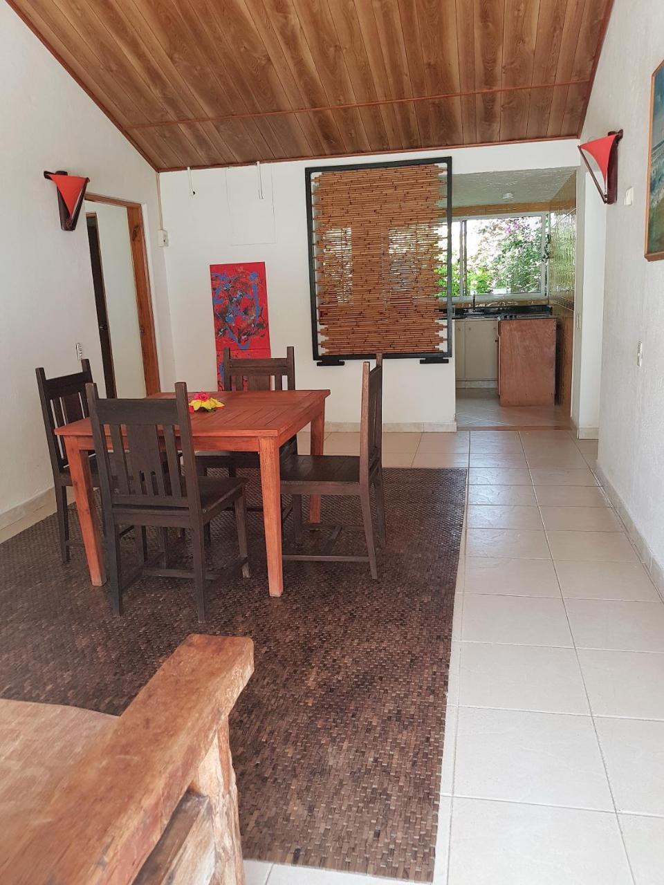 Playa Tranquilo B&B And Dive Shop San Andres  Exterior photo
